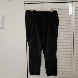 - Liz & me black suede cropped pants